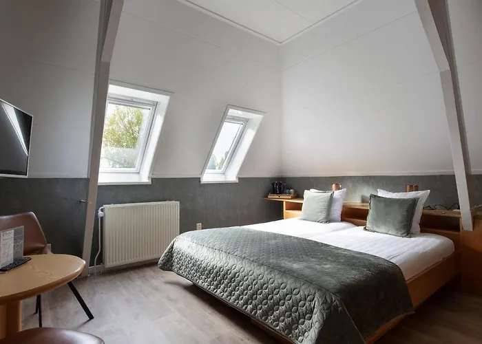 Restaurant Mondriaan 温特斯韦克